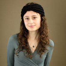 Load image into Gallery viewer, Thick Knitted Bow Look Headband - Black