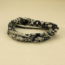 Load image into Gallery viewer, Paisley Twist Headband - Black