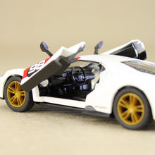 Load image into Gallery viewer, 2017 Ford GT Heritage Edition White