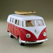 Load image into Gallery viewer, 1962 Volkswagen Microbus Kombi w Surfboard - Red