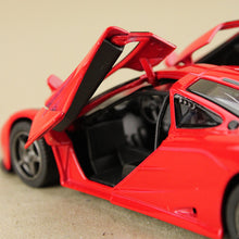 Load image into Gallery viewer, 1995 McLaren F1 GTR Red Model Car