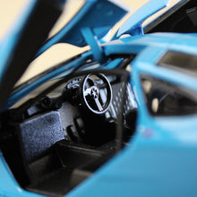 Load image into Gallery viewer, 1995 McLaren F1 GTR Blue Model Car