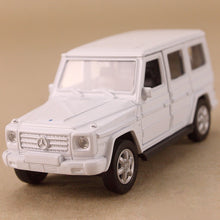 Load image into Gallery viewer, 2006 Mercedes Benz G Class 4WD - White