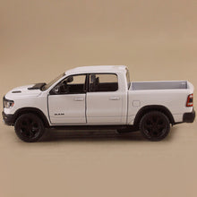 Load image into Gallery viewer, Model car Dodge Ram Ute 1500 White