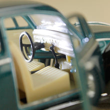 Load image into Gallery viewer, Model Car 1967 Volkswagen Classic Black Fender Green