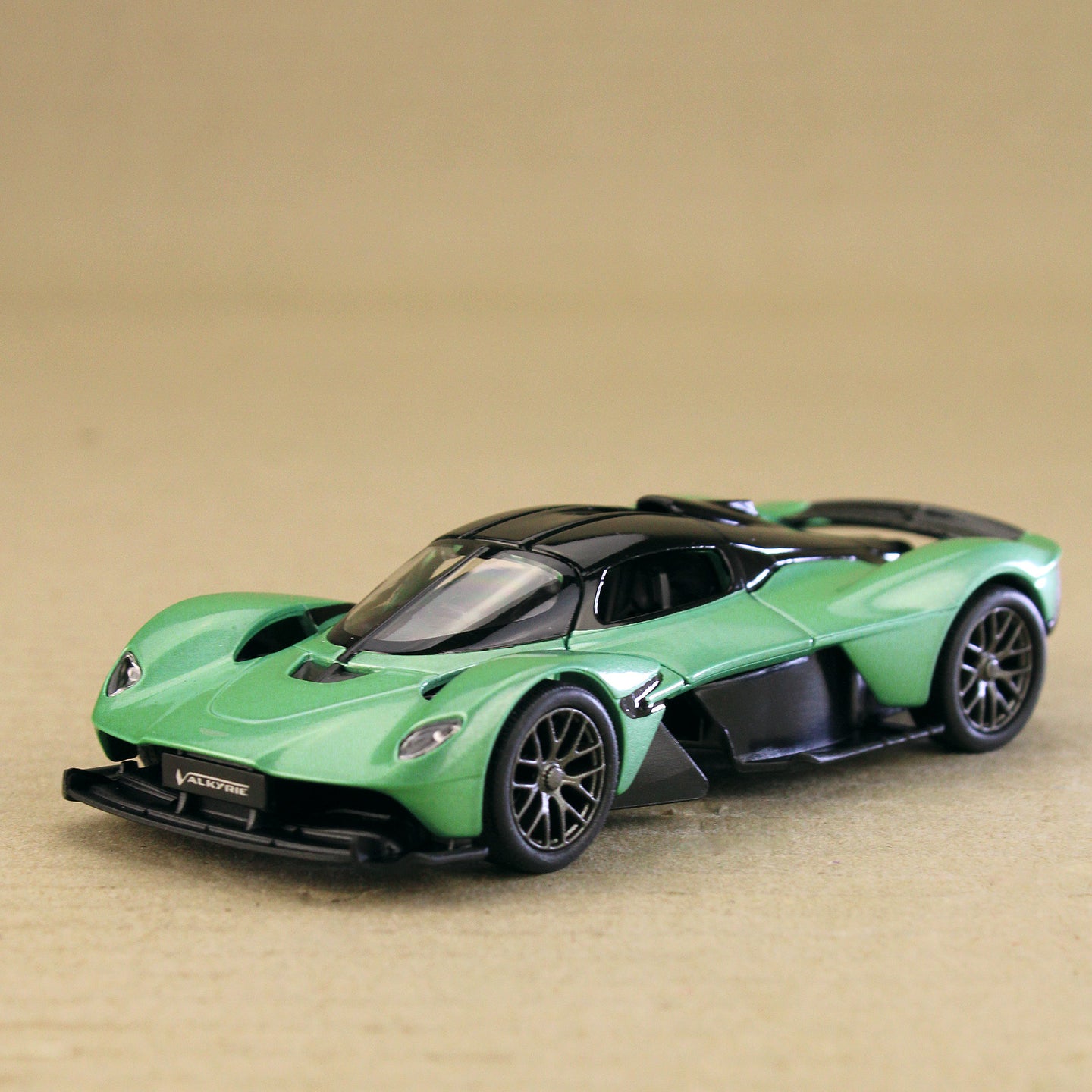 2017 Aston Martin Valkyrie Model Car Green