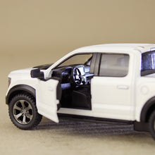 Load image into Gallery viewer, 2022 Ford F-150 Raptor Pickup White
