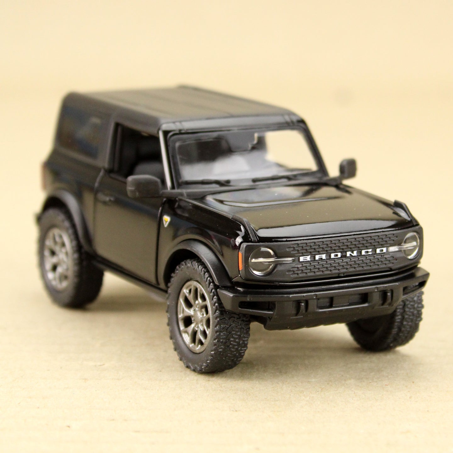 2022 Ford Bronco Hard Top -Black