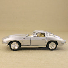Load image into Gallery viewer, 1963 Corvette Stingray Silver
