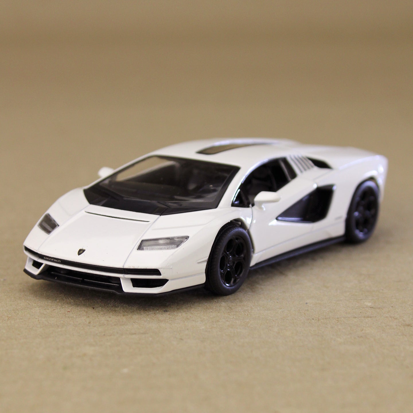 2021 Lamborghini Countach LPI 800-4 White