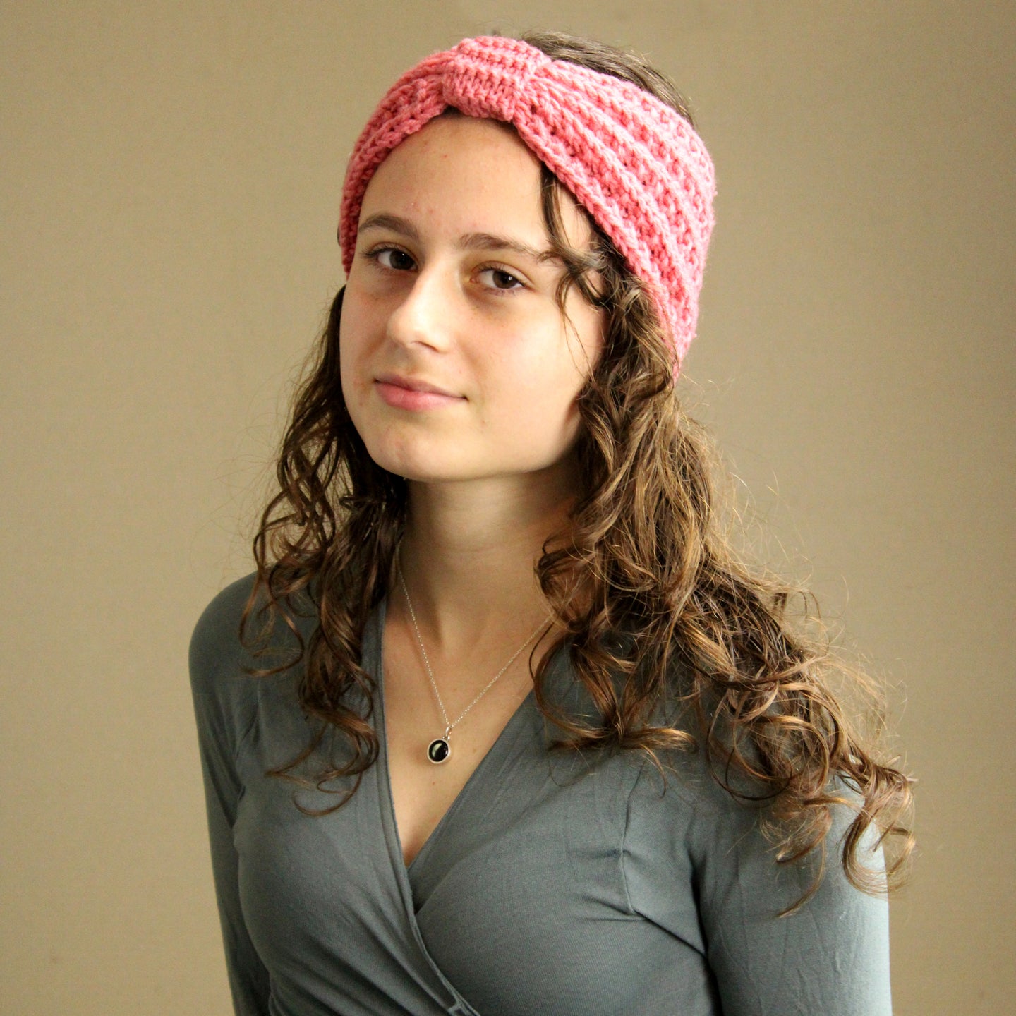 Thick Knitted Bow Look Headband - Pink