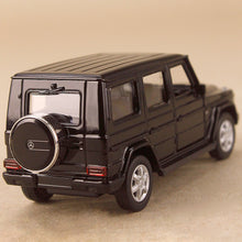 Load image into Gallery viewer, 2006 Mercedes Benz G Class 4WD - Black

