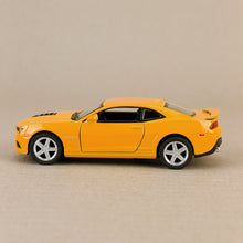 Load image into Gallery viewer, 2014 Chevrolet Camaro Yellow

