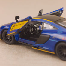 Load image into Gallery viewer, Model Car 2016 McLaren 675 LT Blue
