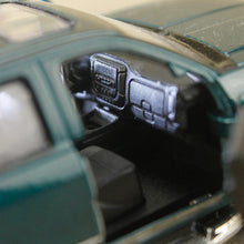 Load image into Gallery viewer, 2014 Chevrolet Silverado Dual Cab Ute - Green
