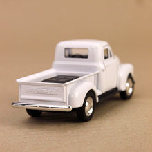 Load image into Gallery viewer, Model Car Chevrolet Pick Up 3100 White
