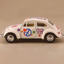 Load image into Gallery viewer, 1967 Volkswagen Classical Beetle - Cream/White
