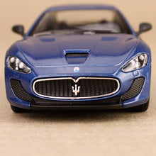 Load image into Gallery viewer, 2013 Maserati GT Model Car - Blue

