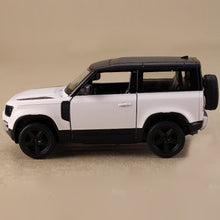 Load image into Gallery viewer, 2020 Land Rover Defender 90 - White
